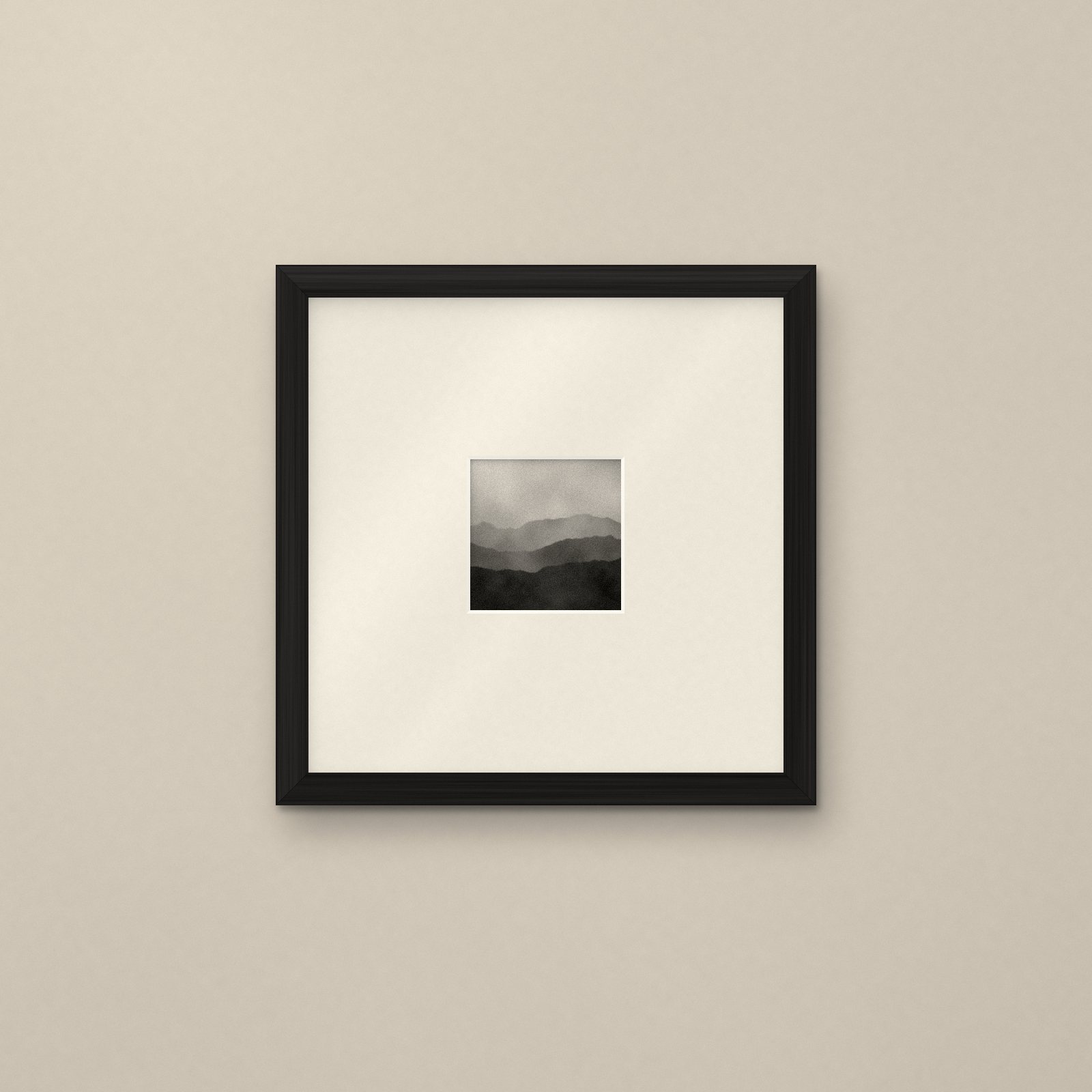 Black 30 × 30cm frame with an ivory mat and a 4 × 4" photo
